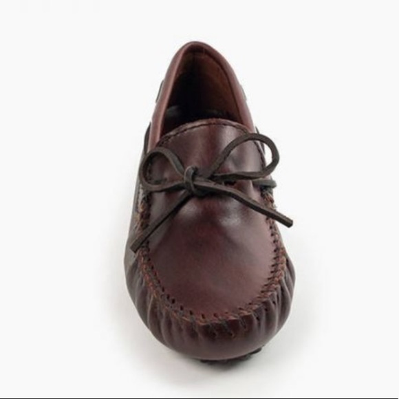 Minnetonka Brown Leather Slip On Classic Driving Loafer - Picture 3 of 15
